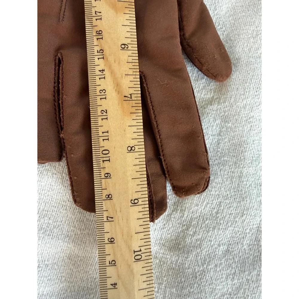 Vintage Isotoner Womens Spandex Cold Weather Gloves Brown One Size Chevron Logo